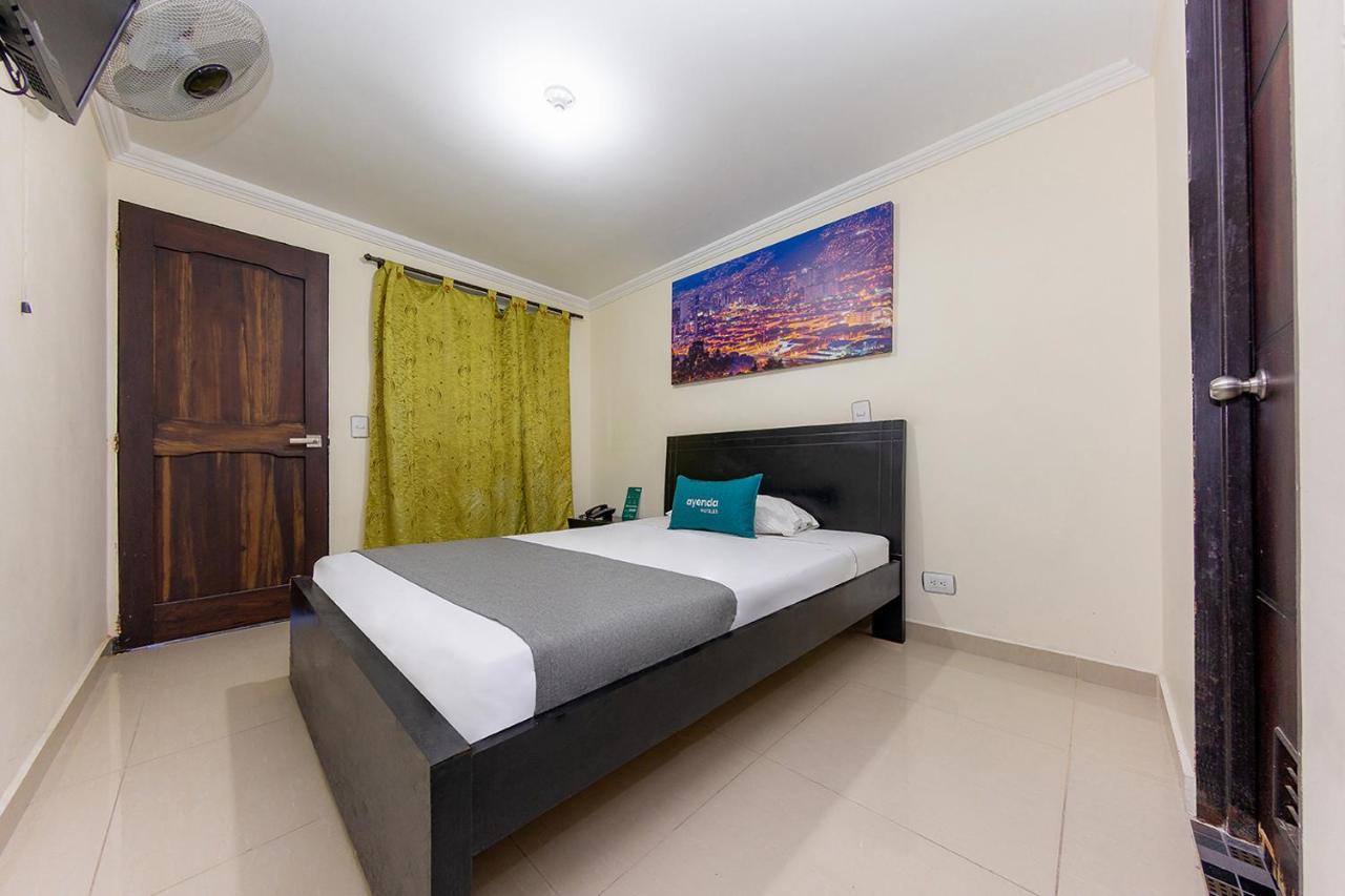Hotel Verony San Joaquin Медельин Экстерьер фото